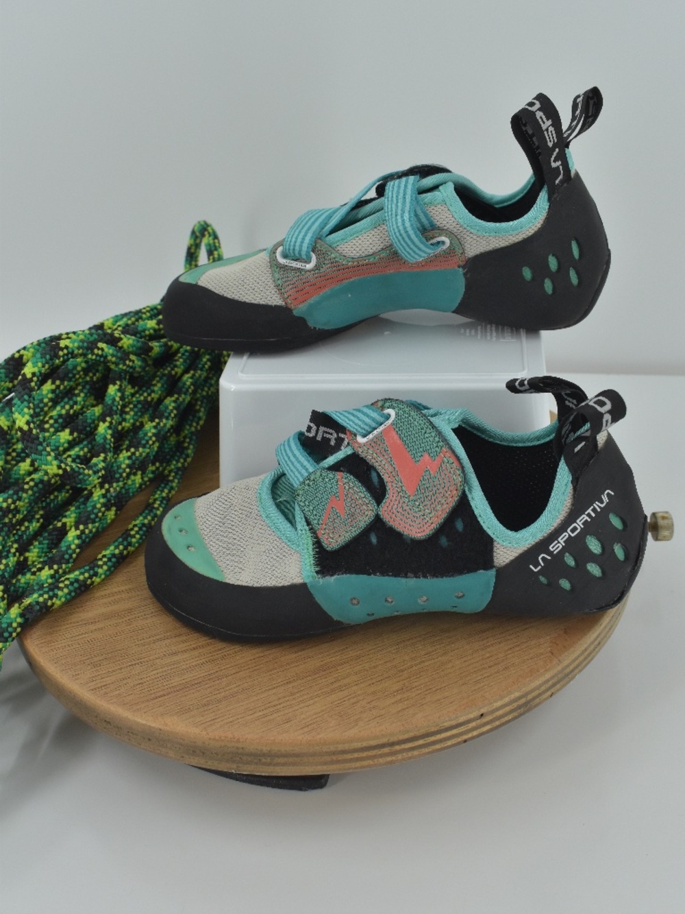 La Sportiva Oxygym Climbing Shoes Women's 5.5 Kids 4.5 Mint Coral
